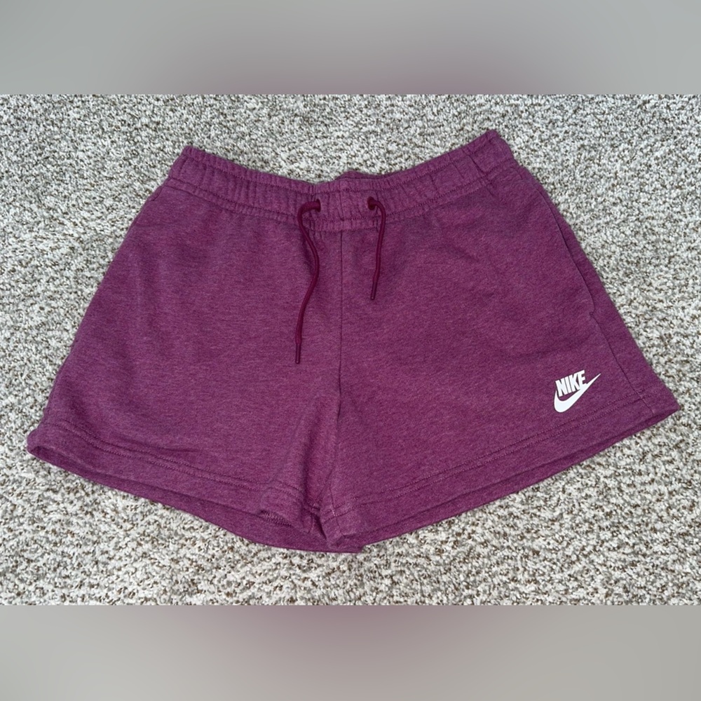 Nike Essential Fleece Shorts